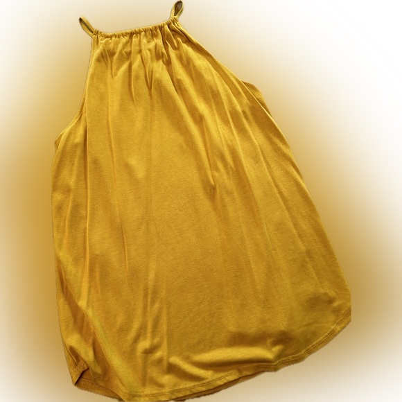 Green Envelope Flowy Tank - Picture 3 of 4